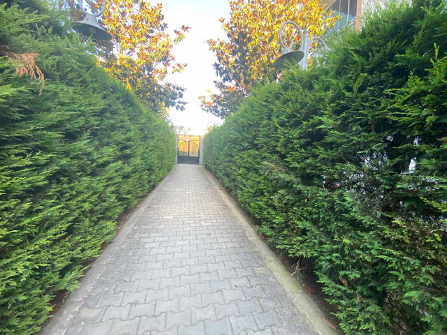 REMAX MAVİDEN BAHÇE KULLANIMLI SİTE İÇERİSİNDE 3+1 DUBLEKS