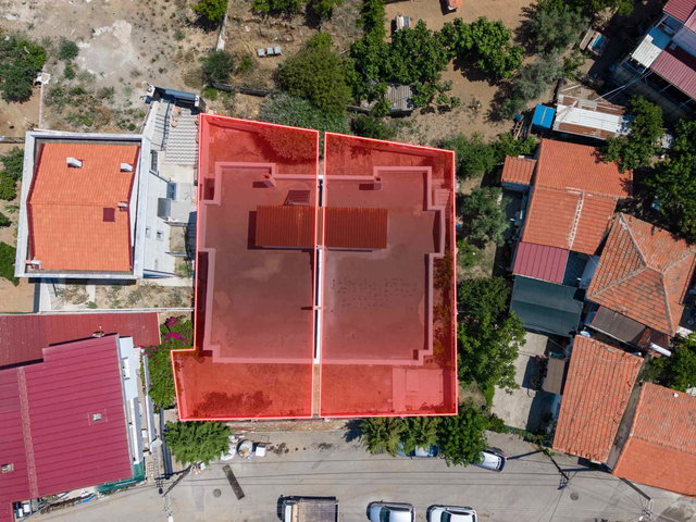 GÜZELBAHÇE MERKEZİNDE DENİZ MANZARALI 2 ADET SATILIK VİLLA