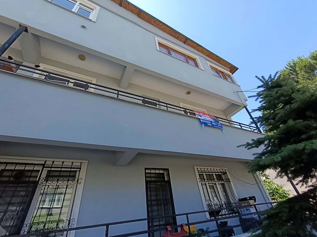 KARTEPE İSTASYON MAHALLESI'NDE GENIŞ VE FERAH KIRALIK 3+1 DAIRE