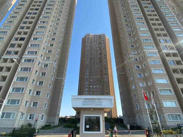 ATAPARK KONUTLARI'NDA ADALAR MANZARALI ŞIK 2,5+1 SATILIK DAIRE
