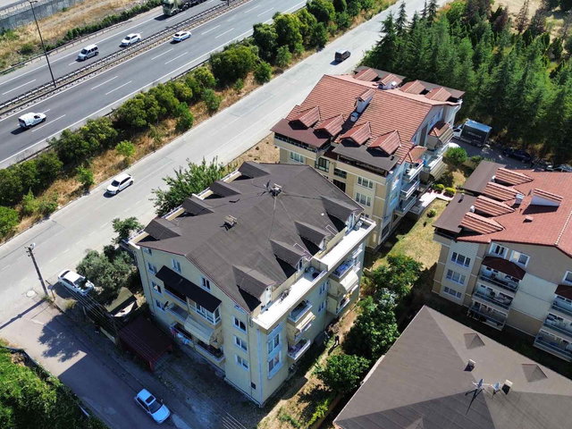 İZMİT YEŞİLOVA’DA GENİŞ TERASLI 4+1 SATILIK ÇATI DUBLEKS DAİRE