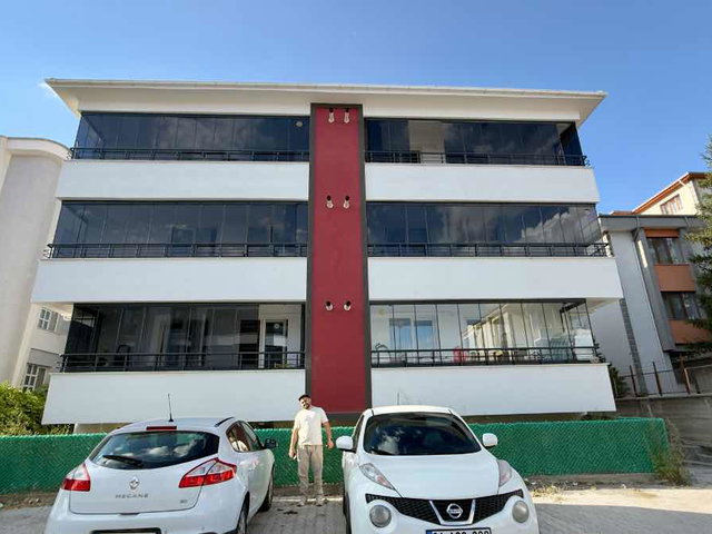 REMAX DEM'DEN YENİMAHALLE MİGROS YANI YATIRIMLIK KİRACILI 1+1
