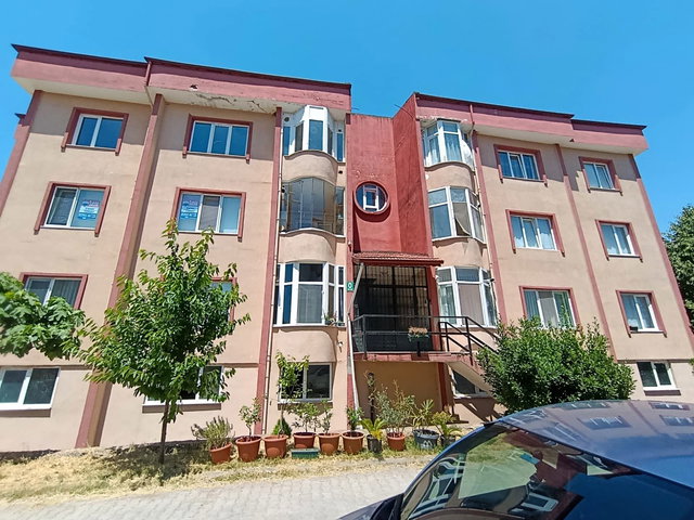 ARSLANBEY DOĞAKENT SITESI 3+1 ARAKAT SATILIK DAIRE | TAMAMEN YENILENMIŞ