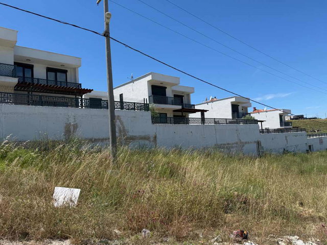 ÇEKMEKÖY TAŞDELEN LİDYA FLATS SİTESİ 2+1 EŞYALI KİRALIK DAİRE