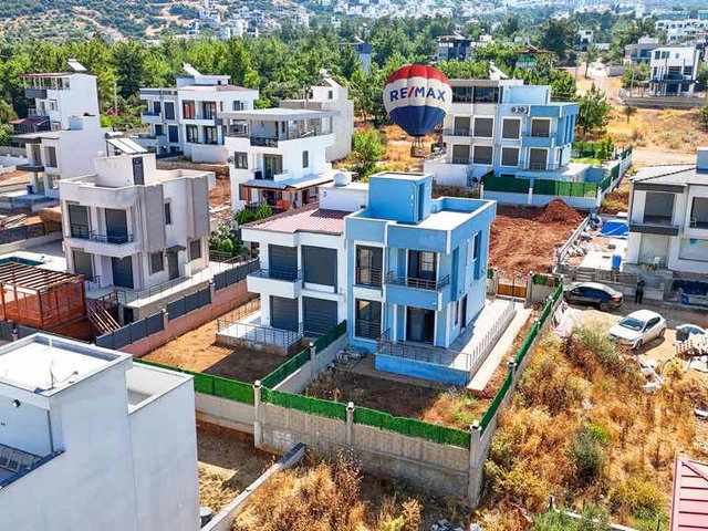 DİDİM AKBÜK’TE DENİZ MANZARALI SIFIR 3+1 MÜSTAKİL VİLLA