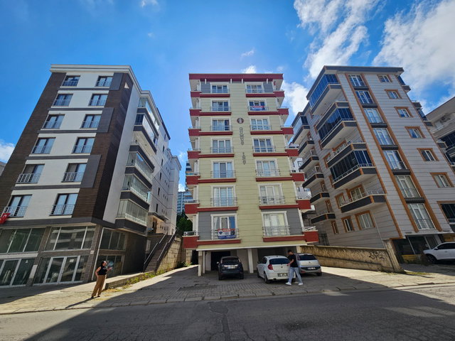 REMAX PARK ÖZLEM DEN YENİMAHALLE'DE EŞYALI KİRALIK 1+1 DAİRE