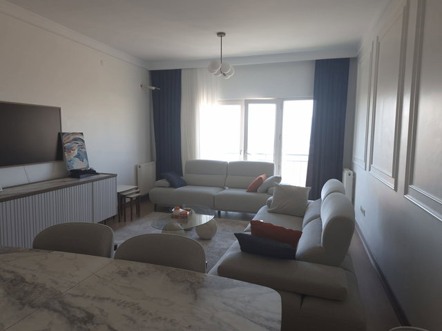 BAHÇEŞEHİR 2. KISIM’DA GENİŞ VE FERAH 2+1 KİRALIK DAİRE