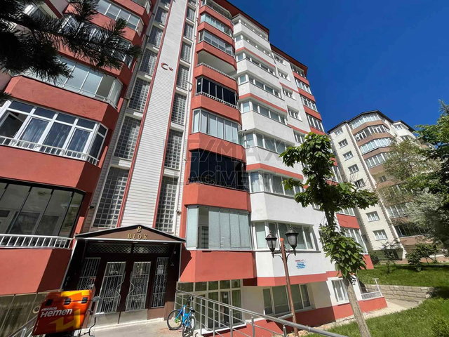 RE/MAX LACİVERT'TEN KAYAKYOLU'NDA SATILIK 3+1 DAİRE