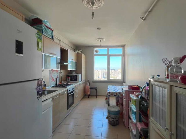 FI TOWER SITESINDE ÖNÜ AÇIK ŞEHIR MANZARALI, EBEVEYN BANYOLU SATILIK 2+1