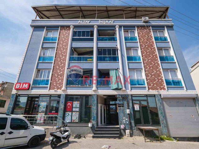 ULUCAK İSTIKLAL MAHALLESI'NDE 3+1 SATILIK BOŞ DAIRE