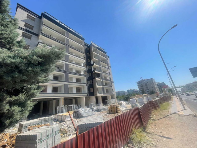 PARK ORMAN KARŞISI URFA YOLUNA PARALEL 3+1,120 M² SATILIK DAIRE