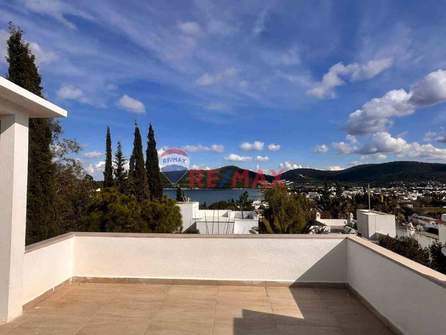 GÖLKÖYDE EŞYALI KIRALIK MÜSTAKIL VILLA