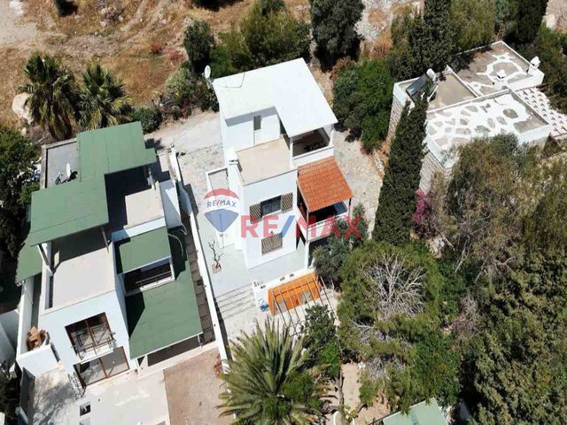 GÖLKÖYDE EŞYALI KIRALIK MÜSTAKIL VILLA