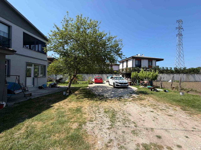RE/MAX DİA KAZUKOĞLU MAHALLESİ'NDE BAHÇELİ 3+1 MÜSTAKİL DAİRE!