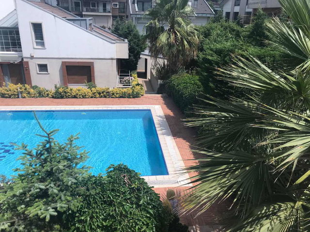ZEKERIYAKOY AYSE SULTAN KONAKLARINDA KIRALIK VILLA