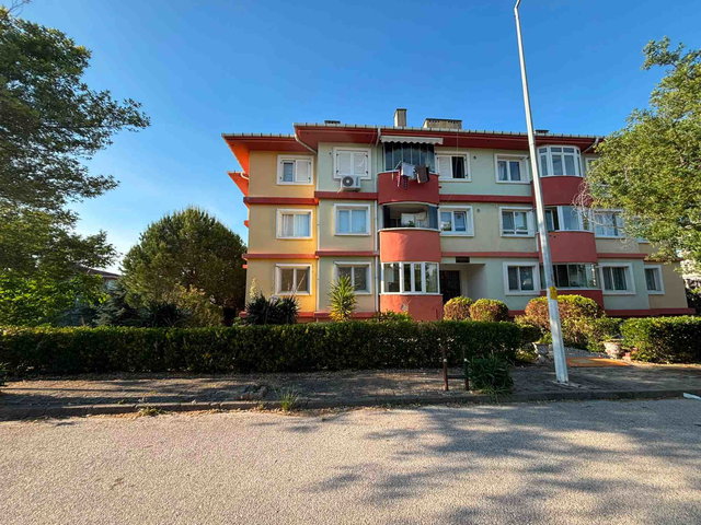 REMAX ŞEHİR ÇALICA KALICI KONUTLARINDA YÜKSEK GİRİŞ SATILIK 3+1