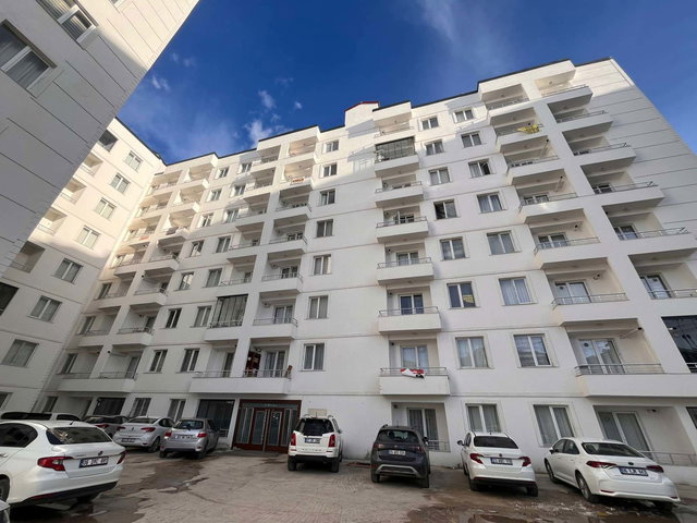 REMAX İLKE'DEN YILDIZKENT'TE 1+1  EŞYALI KİRALIK DAİRE