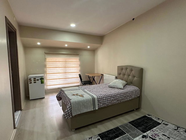 REMAX ARTIS'DEN YILDIZKENT'TE KIRALIK BAYAN APART