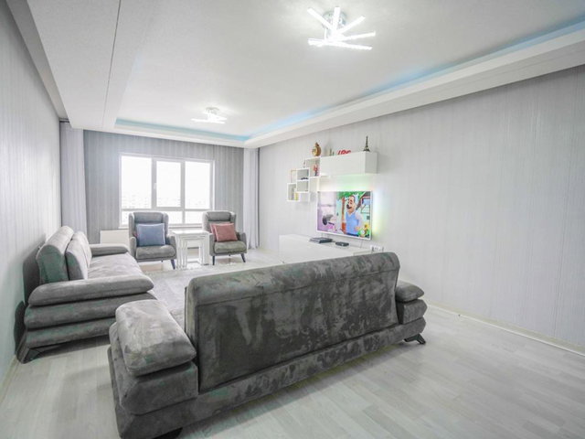 YAŞAMKENT ESER TEPE EVLERİNDE 4+1 SATILIK DAİRE