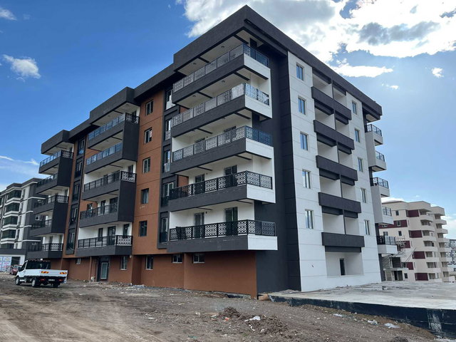 REMAX ARTIS'TEN YILDIZKENT'TE SATILIK 3+1 DAIRE