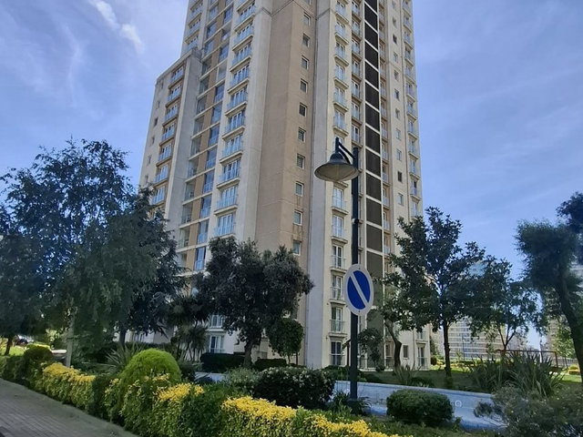 AVRUPA KONUTLARI 1'DE SATILIK 3+1, 115M² NET, HAVUZLU DAIRE