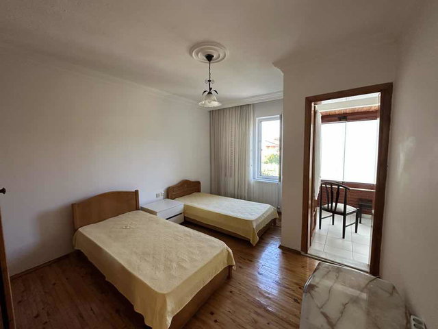 REMAX PARLA BARLAS GÜRLER'DEN ÇAKIRLAR'DA KİRALIK VİLLA
