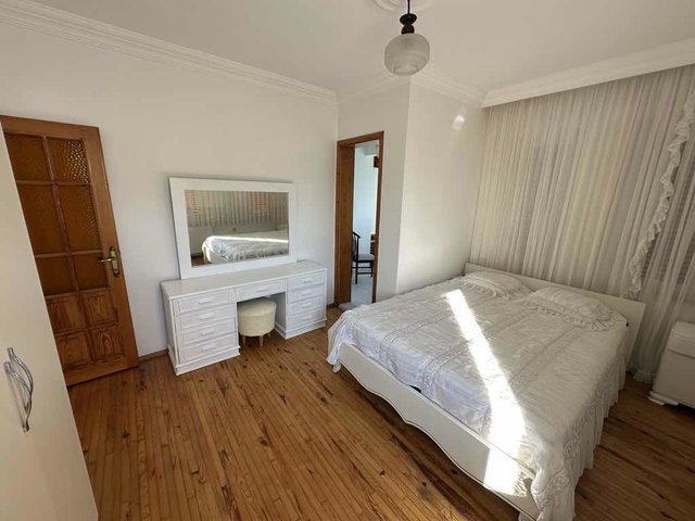REMAX PARLA BARLAS GÜRLER'DEN ÇAKIRLAR'DA KİRALIK VİLLA