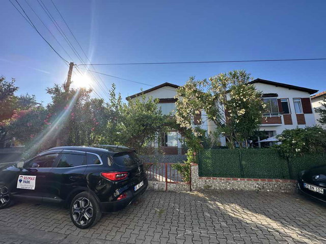 REMAX PARLA BARLAS GÜRLER'DEN ÇAKIRLAR'DA KİRALIK VİLLA
