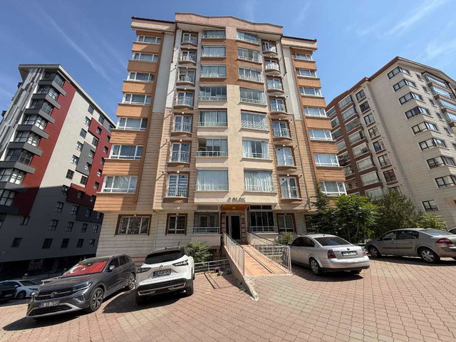 MAMAK ÇAĞLAYAN MAH. SİTE İÇERİSİNDE EBEVEYN BANYOLU GENİŞ KİRALIK 3+1 DAİRE