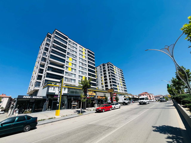 SİNCAN TANDOĞAN MAH. CADDE 12 SİTESİNDE SATILIK 3+1 DAİRE