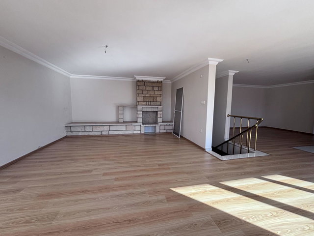 İDEALTEPE MAH. CADDE ÜZERİ TERASLI KİRALIK 4+2 DUBLKES DAİRE