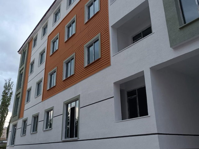KARS MERKEZDE SIFIR 2+1 DAİRE