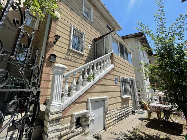İLKYERLEŞİM BİZİM SOKAK SİTESİNDE 4+2 MÜSTAKİL TRIPLEX