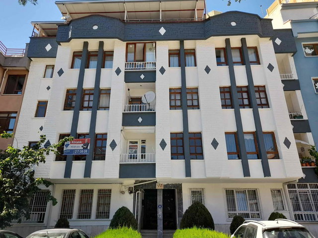 YENİMAHALLE KİRALIK 3+1 BALKONLU BOYALI DAİRE (RAGIP TÜZÜN CAD.)
