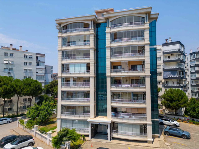 BAYRAKLI MANAVKUYU PLATINIUM SITESINDE 3+1 SATILIK 170 M2 DAIRE