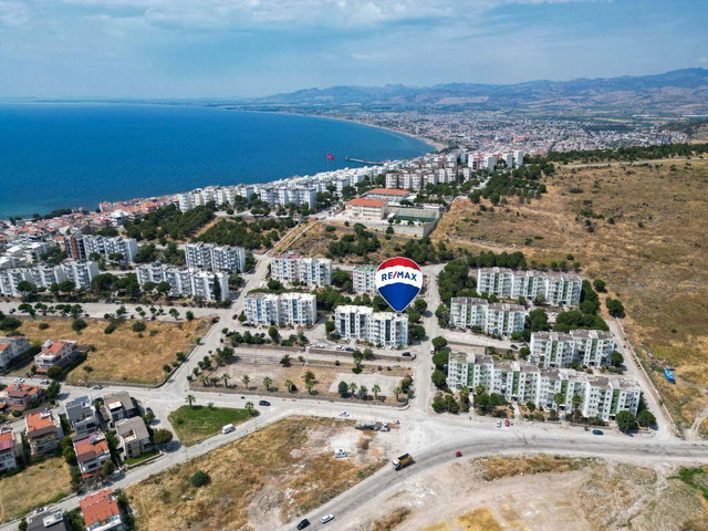 DİKİLİ EKİN SİTESİ'NDE 2+1 SATILIK DAİRE