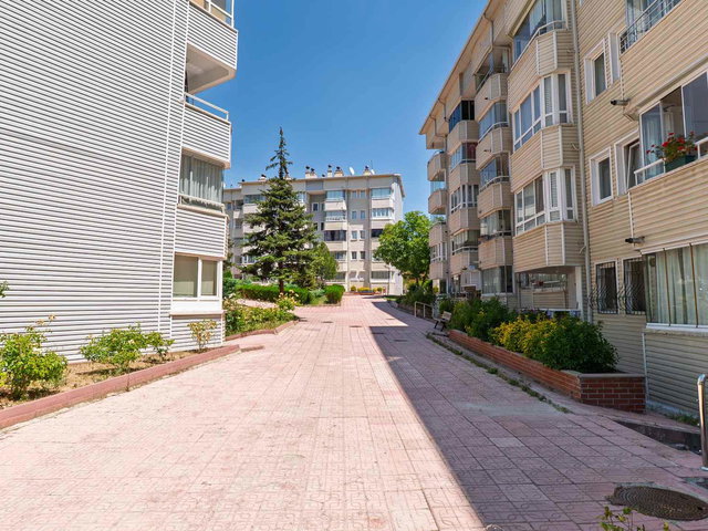 KUMSAL 90 SITESI'NDE SITE İÇINDE FERAH 3+1 – BATIKENT İLKYERLEŞIM