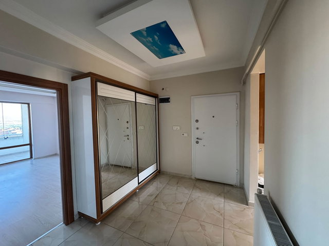 RE/MAX DEĞİŞİMDEN SANAYİ MAHALLESİNDE 3+1 ARAKAT DAİRE