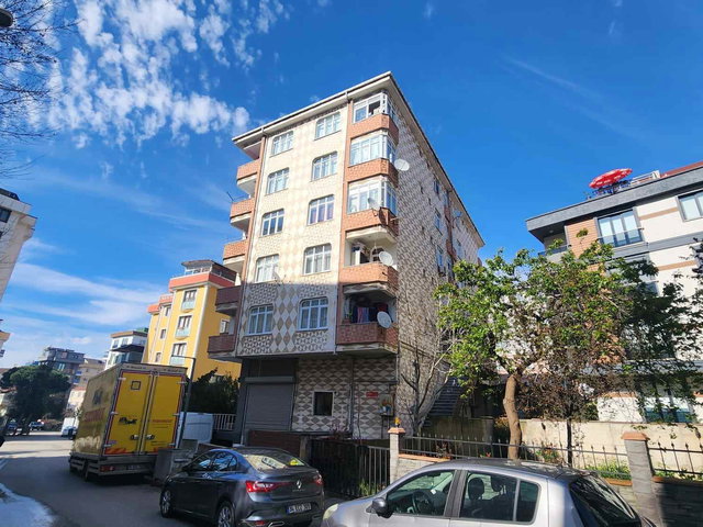 KARTAL ATALAR'DA MERKEZİ KONUMDA 3+1 SATILIK DAİRE