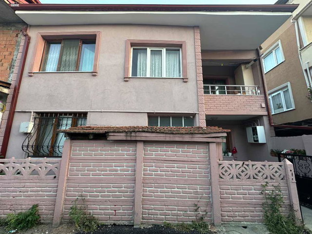 REMAX SOFT'TAN SERDİVANDA MÜSTAKİL 90 M2 SATILIK DAİRE