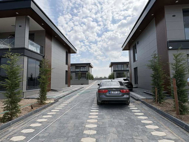 GÖLBAŞI HACILAR MAHALLESİ’NDE BUTİK PROJEDE ULTRA LÜKS 5+1 MÜSTAKİL VİLLA