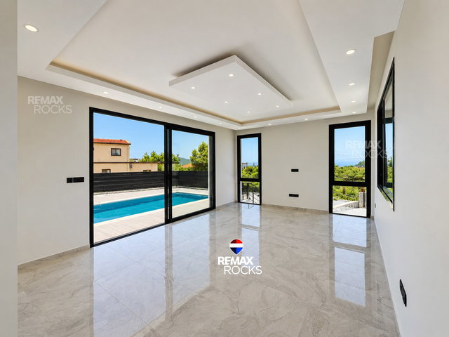 ANAHTAR TESLIM LÜKS YAŞAM | ÖZEL HAVUZLU 3+1 VILLA