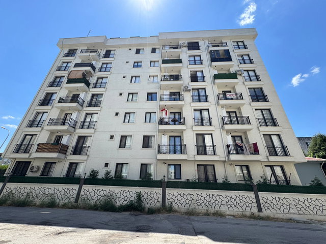 İSTASYON MAHALLESİNDE MERKEZİ LOKASYON  2+1 SATILIK DAİRE
