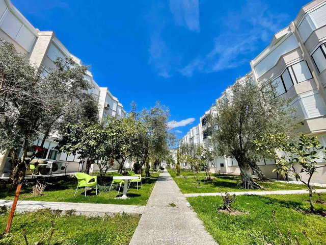 ESERKENT SİTESİ’NDE YENİLENMİŞ SATILIK 2+1 DAİRE