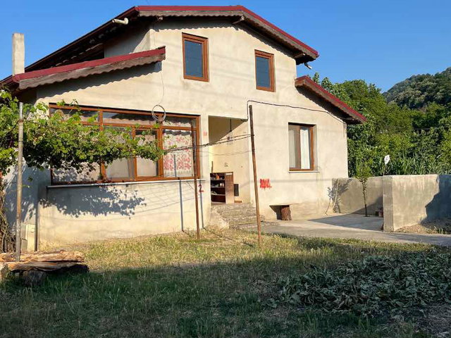 SAKARYA DA SATILIK MÜSTAKİL BAHÇELİ EV