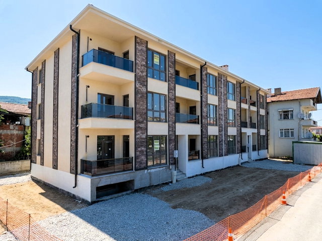 ERENLER HACIOĞLU'NDA SIFIR-EBEVEYN BANYOLU-GENİŞ 2+1 DAİRE