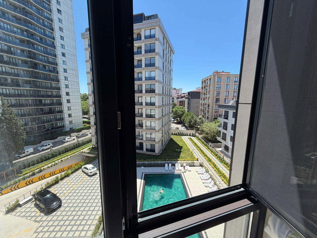BURCU AYDENİZ REMAX'TAN ÖZALP SİTESİ SATILIK FIRSAT 2+1 DAİRE