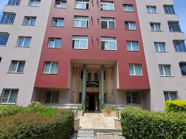 BAŞAKŞEHİR'DE SATILIK 3+1 | METROYA, HASTANEYE VE OLİMPA AVM'YE YAKIN