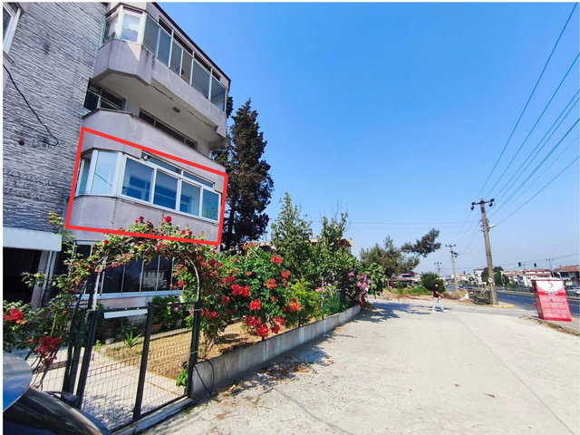 REMAX KANYON'DAN DENIZ MANZARALI EŞYALI ARA KAT 3+1 DAIRE.