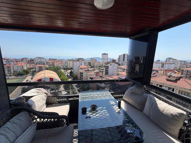 BURCU AYDENİZ'DEN ÖZALP PARK SİTESİ'NDE KİRALIK 4+1 DAİRE